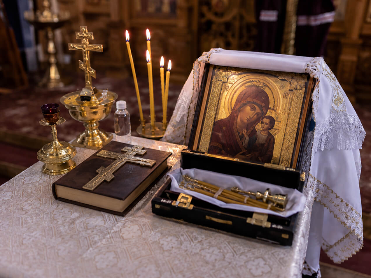 Rituālie piederumi pareizticīgo bērēm Latvijā