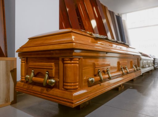 Гробы (деревянные, драпированные, цинковые)