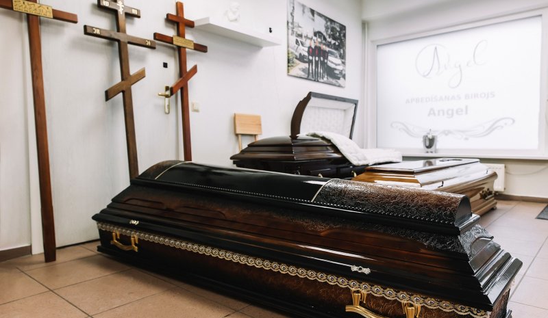 Wide selection of caskets in Funeral Home Angel, Jurmala